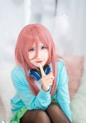 欧美阿v免费无码_DVD高清在线