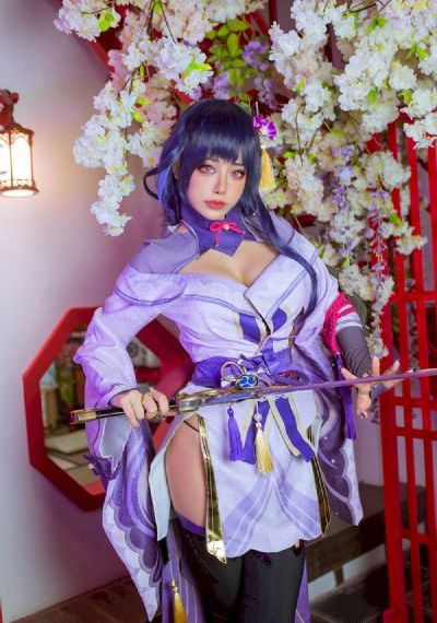 欧美小飞机_720在线播放